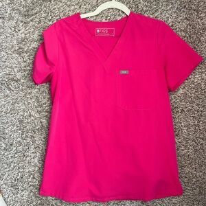 Figs Women's Pink Scrub Set